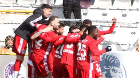 E­r­z­u­r­u­m­s­p­o­r­,­ ­A­n­k­a­r­a­­d­a­ ­K­e­ç­i­ö­r­e­n­g­ü­c­ü­­n­ü­ ­2­ ­g­o­l­l­e­ ­g­e­ç­t­i­